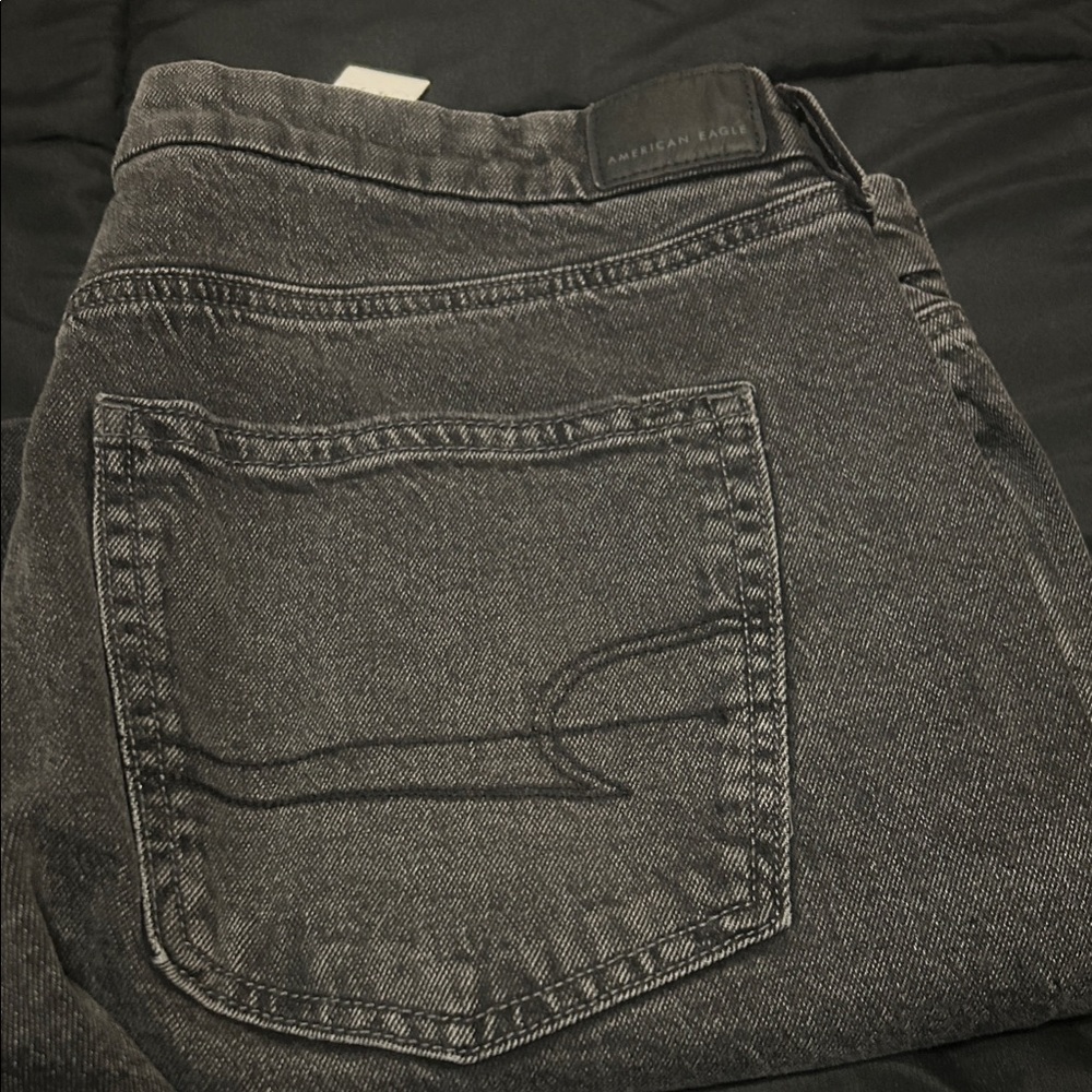 American Eagle Outfitters Women's Black Curvy Straight Leg Jeans